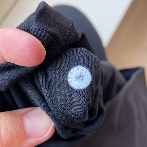 Lululemon Wunder Under Hi-Rise Tight (Brushed 28") in Black - Picture 6 of 7